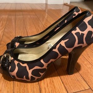 Mossimo animal print peep-toe heel
